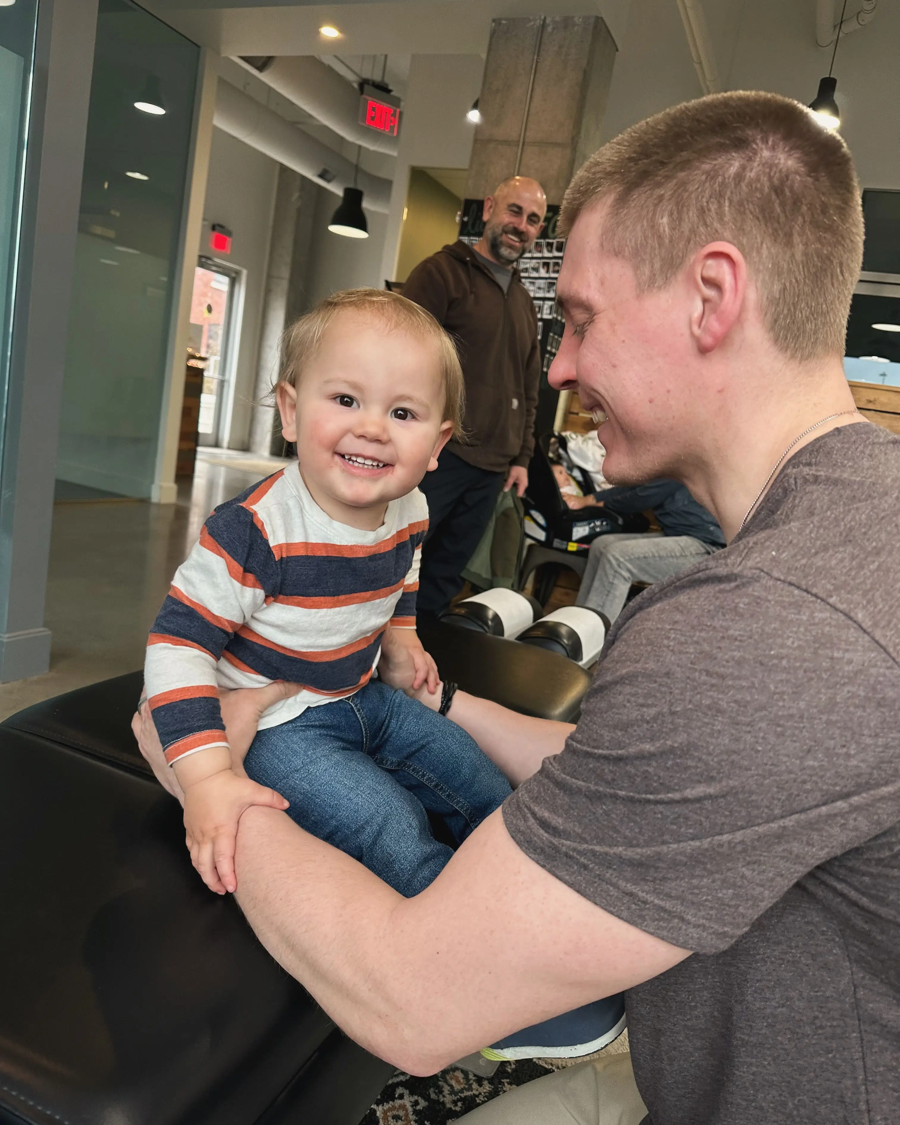 Happy Kansas City family living healthy and aligned with natural chiropractic care